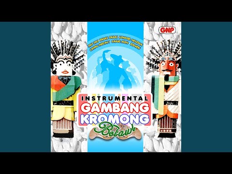 The FIRST Betawi Flashmob Dance in Outdoor (Lagu: \"Ondel2\". Aransemen: Clarissa Tamara)