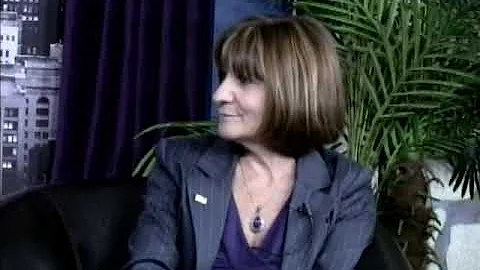Monique Pilkington & Sue Marsh-Woods On Gila's Com...