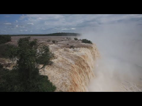 Водопад Игуасу снова «ожил»