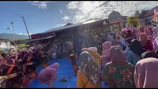 Wanita ini kesurupan saat tari asik kerinci
