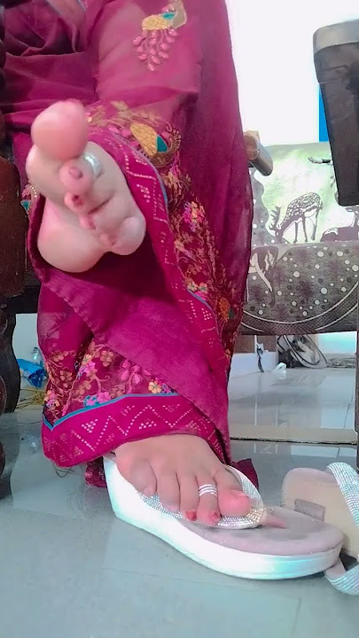 mera sevak kisko 😀 bnana hai 🐾