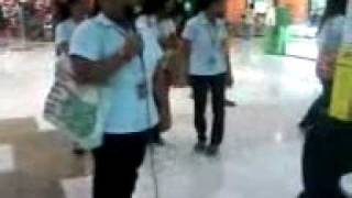 Aliza Mae Singing In Sm Pampanga