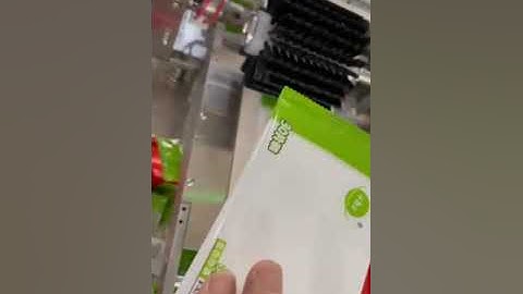 Fully automatic single piece wet tissue packaging machine