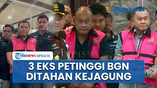 Detik-detik Dadan Hindayana dan 2 Eks Waka Keluar Kejagung Pakai Rompi Tahanan Pink, Tangan Diborgol