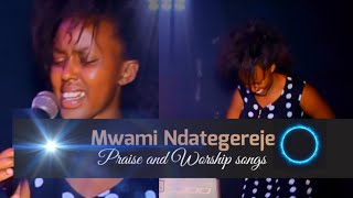 Igitaramo Live Mwami Ndategereje Uri Imana Mana Wabaye Imana Igisirimba - Hyaspie Frank