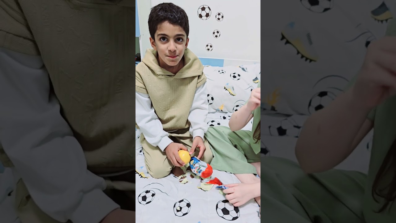 يزن ورفيقتو شام بدهم يفتحو بيضة المفاجات😍😍#زين_وألفت