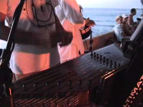 BAHRAMJI & SWANN "Menne Divonne" Live in Ibiza