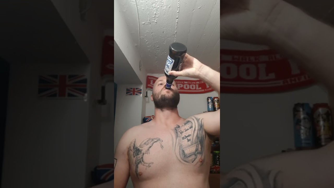 Beer Chug Hobgoblin Ruby Beer 5.2%