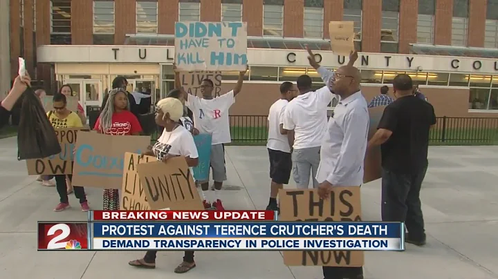 Protests outside Tulsa County Courthouse against T...