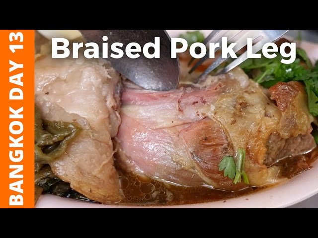 Thai Braised Pork: She Ordered The Whole Leg! - Bangkok Day 13 | Mark Wiens