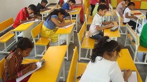 Senior ClassRoom Desks Video 4 #gayatriplaygro #school furniture #school desks #classroom tables