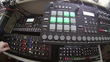 Elektron Analog RYTM, Roland SE02 & Behringer Model D