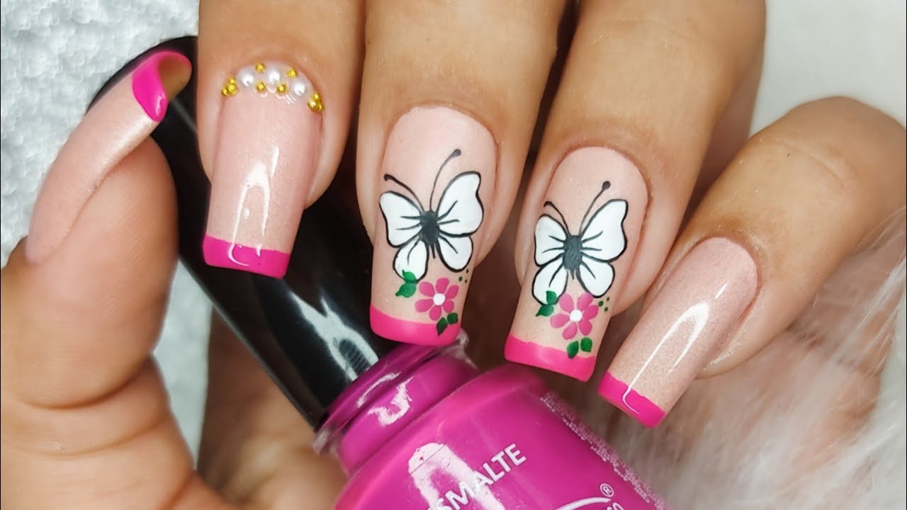 unhas decoradas - borboleta super fácil para iniciantes