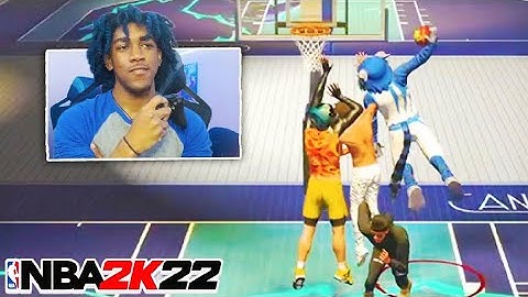 My 2 Way Slasher Is UNTOUCHABLE!!!🤯BEST SLASHER BUILD ON NBA 2K22!!