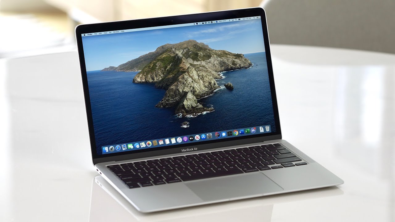Macbook Air 2020 Review - Why YOU Should Buy It!!