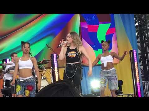 Sabrina Carpenter In My Bed Soundcheck 7519 Central Park Gma