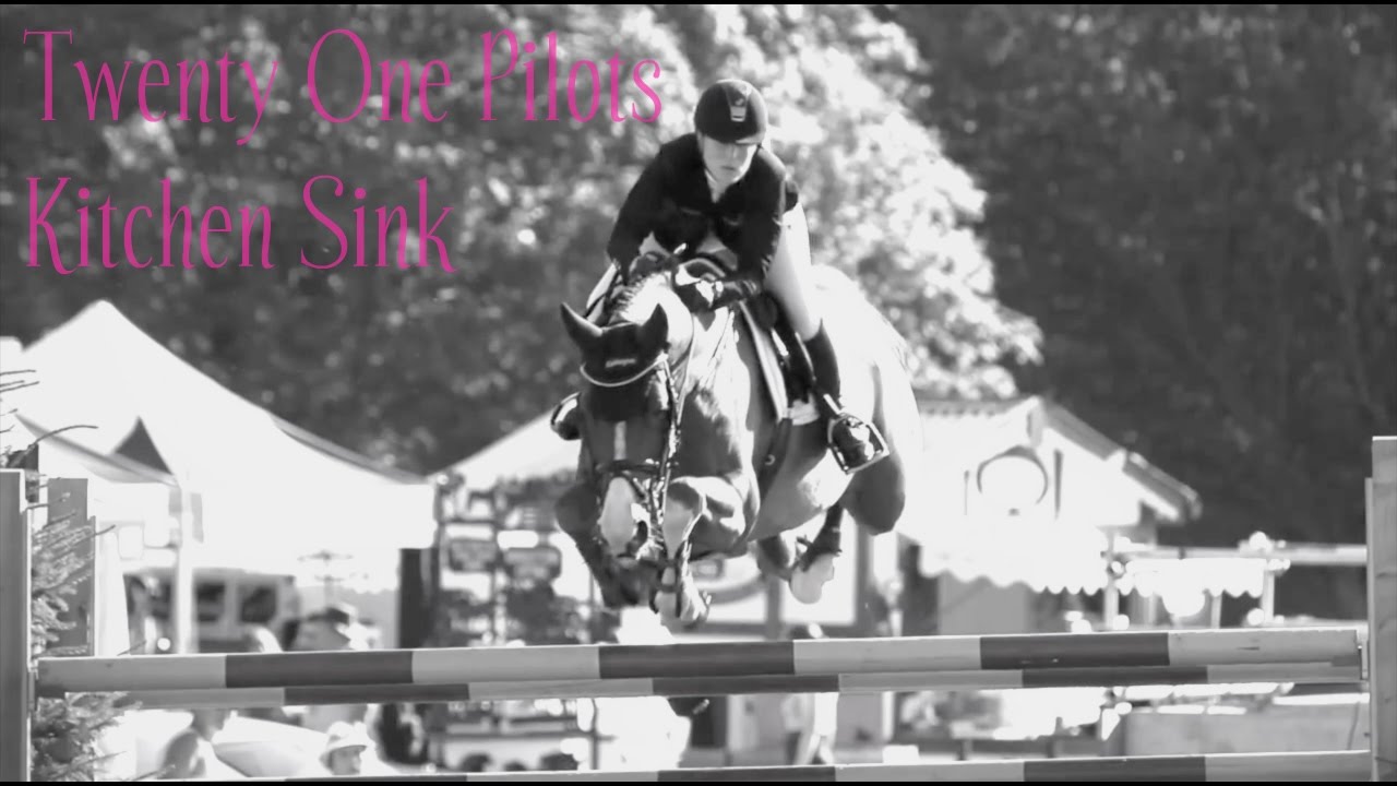 Twenty One Pilots - Kitchen Sink | Horse Music Video - YouTube