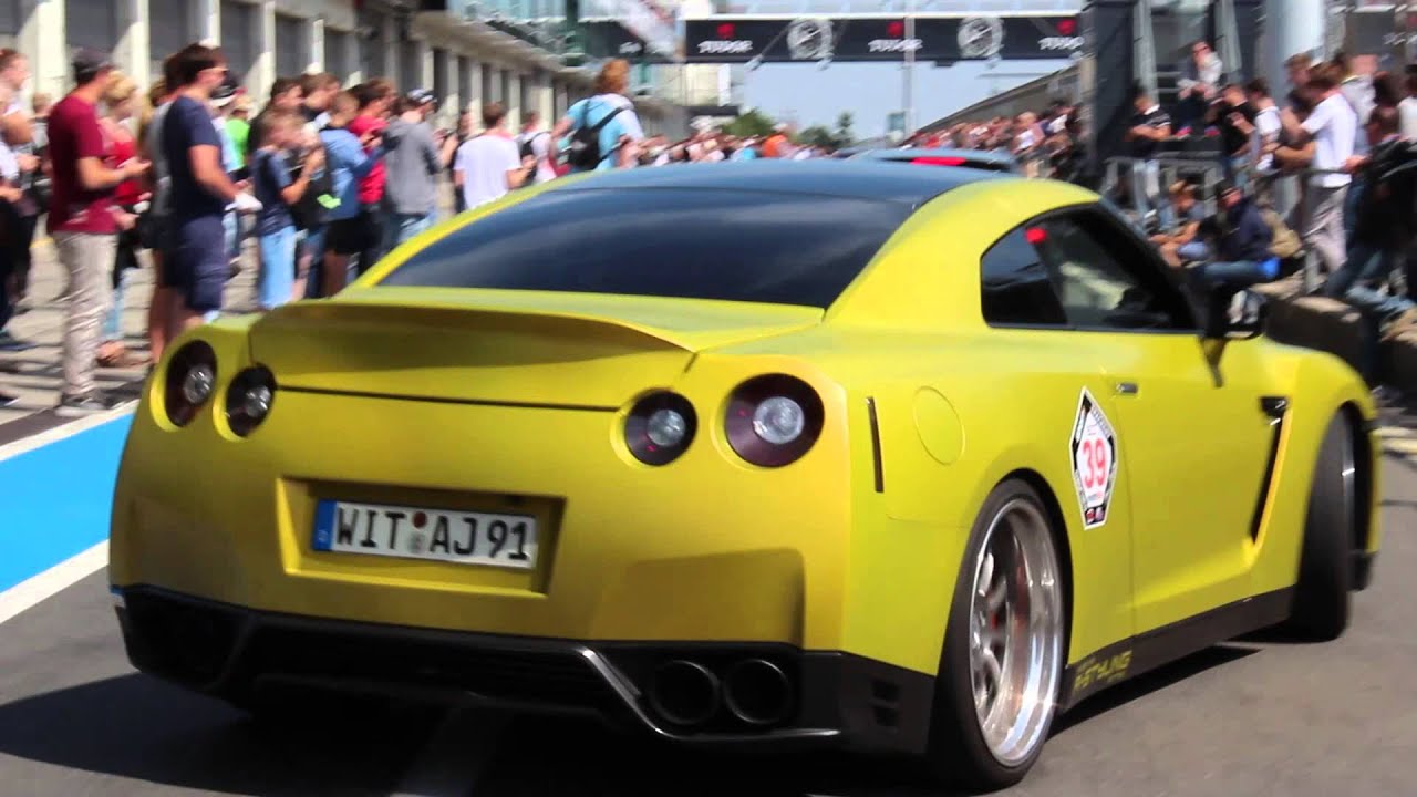 Nissan gtr 700