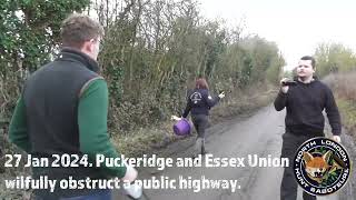 Puckeridge with Essex Union Blocking Public Road. by North London Hunt Saboteurs 2,522 views 3 months ago 1 minute, 12 seconds