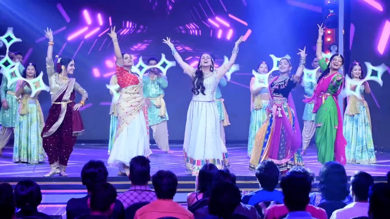 Zee Rishton Ka Mela – Vasudha, Shradha Arya, Saru, Anu and Jagadhatri Dance