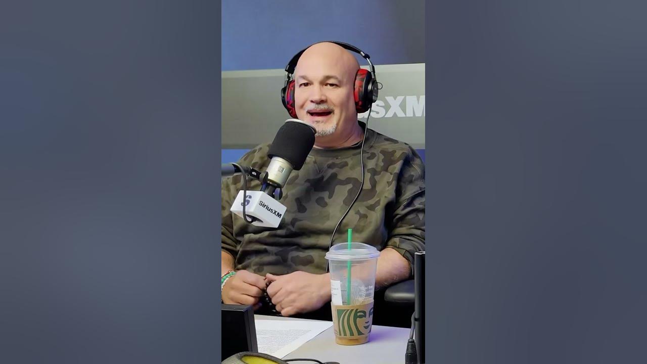 Discussing the Conjoined twins driving skills & getting married with Dave Attell & Ian Fidance