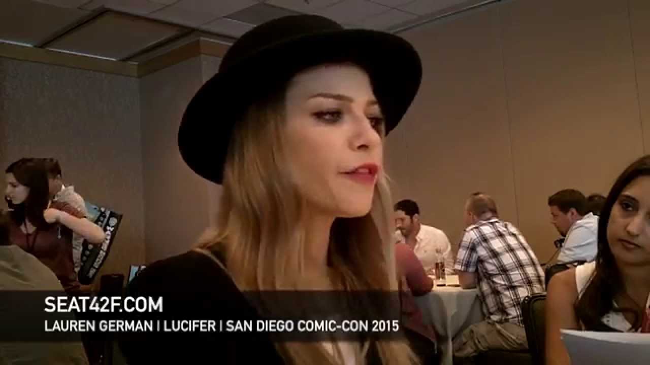 Lauren German LUCIFER Comic Con 2015 Interview - YouTube.