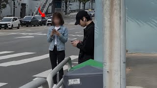Download Lagu Millions of Fans Shocked! Jungkook Caught on Camera Talking to Someone, Who Is He? MP3 Download Lagu Millions of Fans Shocked! Jungkook Caught on Camera Talking to Someone, Who Is He? MP3
