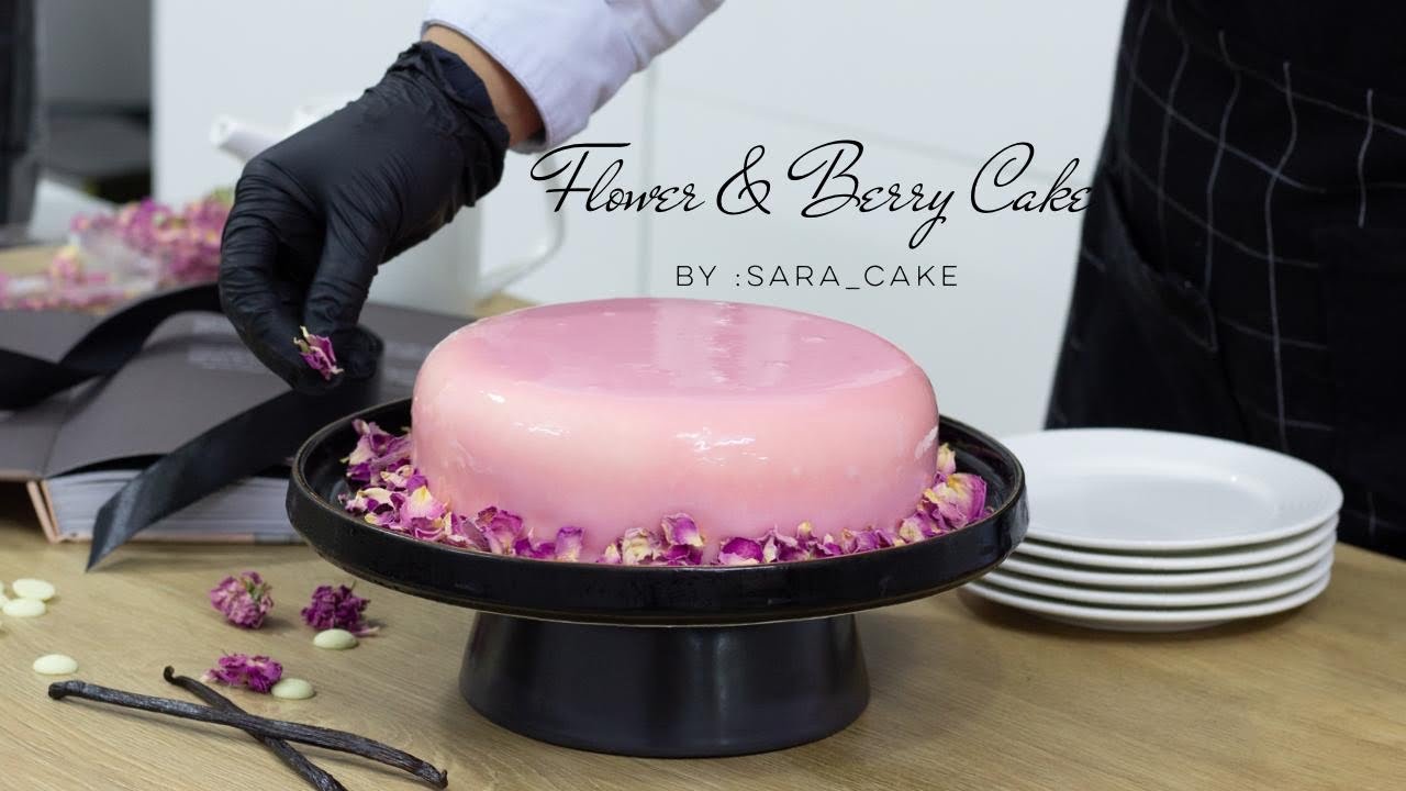 كيكة الورد بالتوت المنعشه بالجليز اللامع ☁️🍒| ساره كيك | pink glaze berry cake _gâteau aux baies