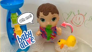 Baby alive Zoe gets Sick in the Bath! 🤮