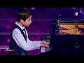 Constant joue « Rhapsodie sur un thème de Paganini