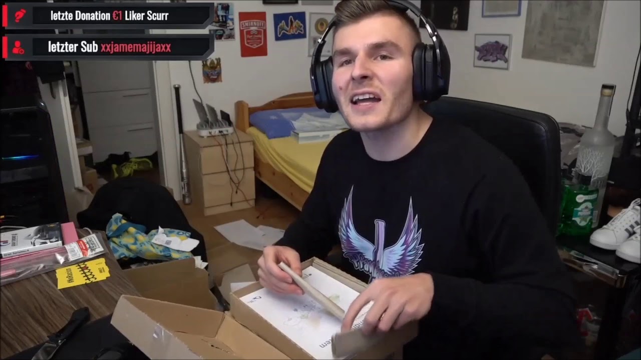 ADLERSSON VERZWEIFELT beim Auspacken zahlreicher Grundgesetze, Flyer und Poster (Stream Highlights)