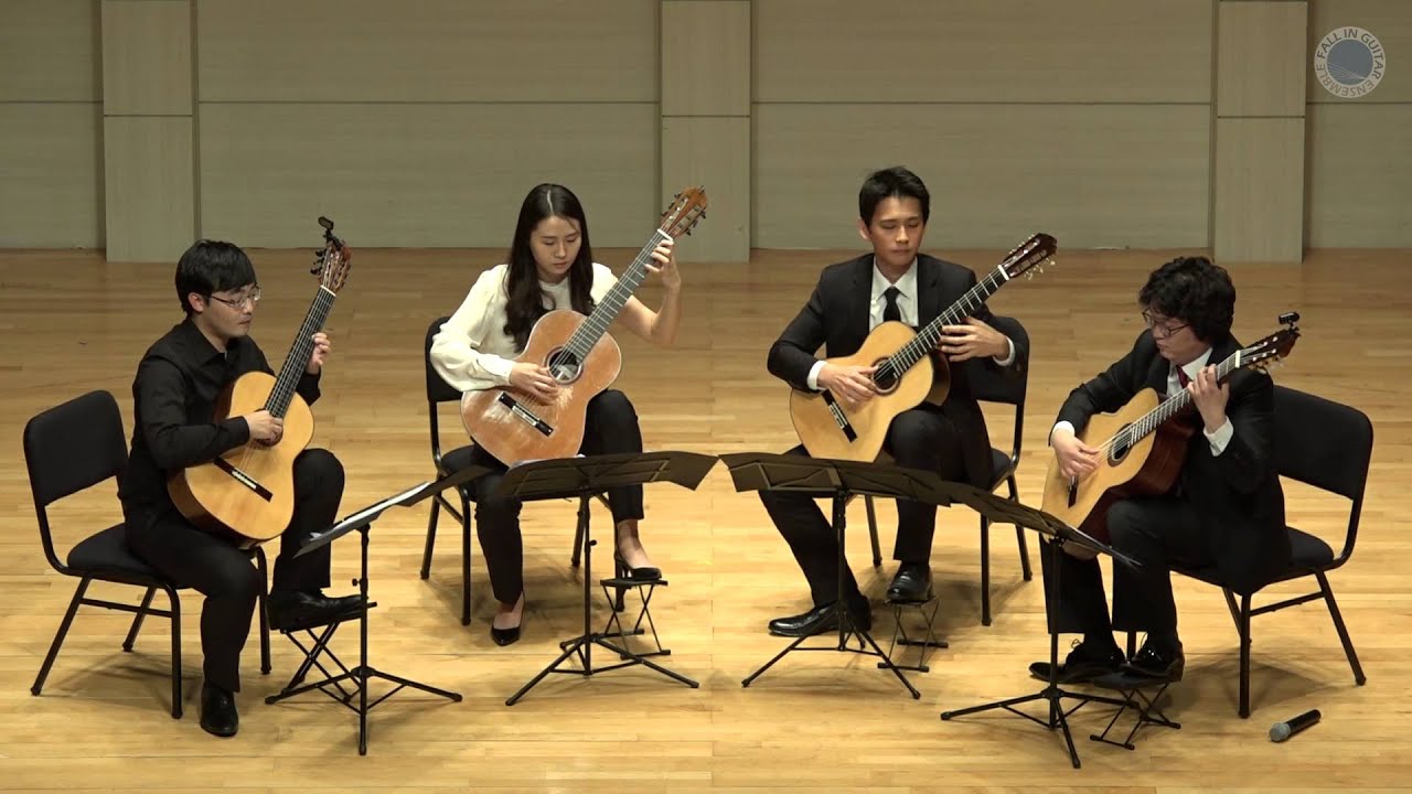 Brandenburg Concerto No.3 (1st mov.) - Bach