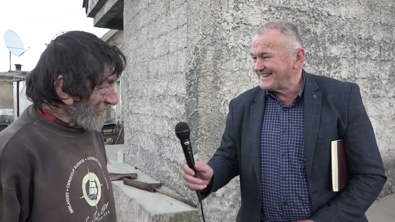 ЗЕМЉОМ ХЕРЦЕГОВОМ - ТУПАН