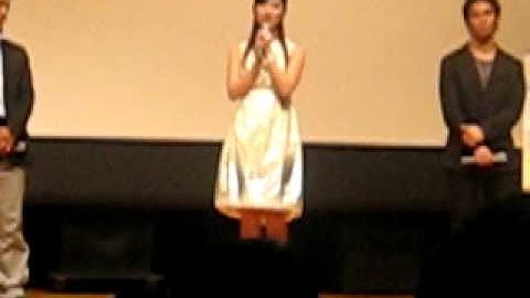 映画「海角七号　君想う、国境の南」試写会で舞台挨拶する田中千絵