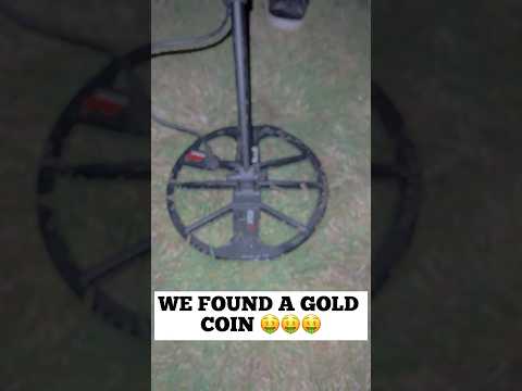 WE FOUND A GOLD COIN ? !!! While Metal Detecting #metaldetecting #metaldetector #coin