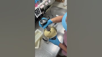 Timelapse soapmaking #smallbusiness #alegnasoap #soapmaking #soap #shorts #timelapse #blackeyedpeas