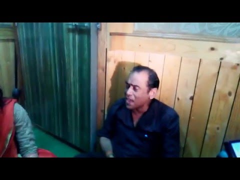 APNA SAMACHAR: Live Song Recording Of Birha Gayika Singer Ujala Yadav At MG Recording Studio, Mumbai