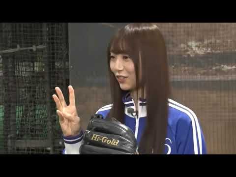 Yumiki-chan is asked about her ball game experience and replies with her younger brother's soccer...
