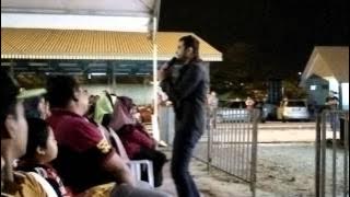 Man Khan Ikan Puyu, Oh Saiba, Anak Kampung