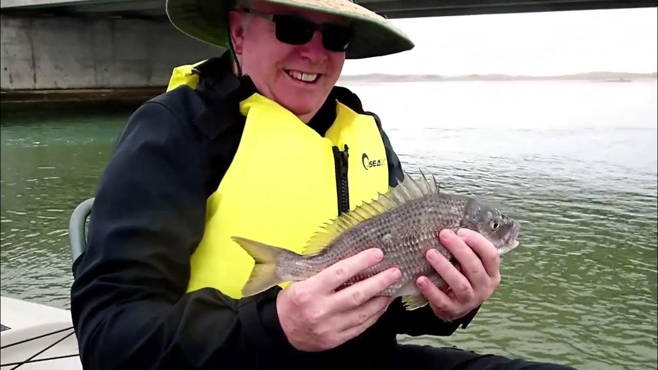 FISHING FOR BIG BREAM WITH IAN AND VICKY IN SCAMANDER RIVER TASMANIA