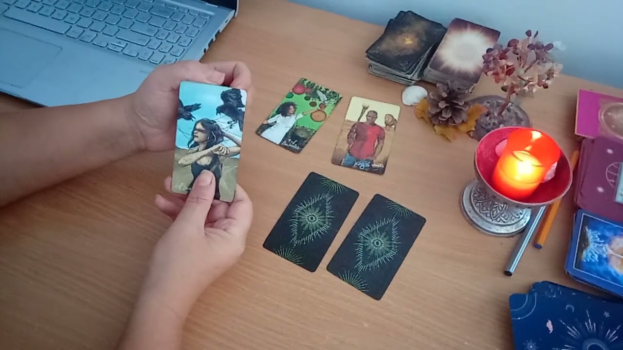 Nu poate să te scoată din mintea sa...simte că îl înnebunești pe zi ce trece!!