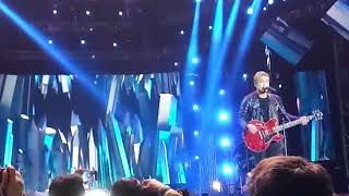 Ciee Raffi & Ayu di nyanyi'in sama Armada di Acara HUT MNCTV 26