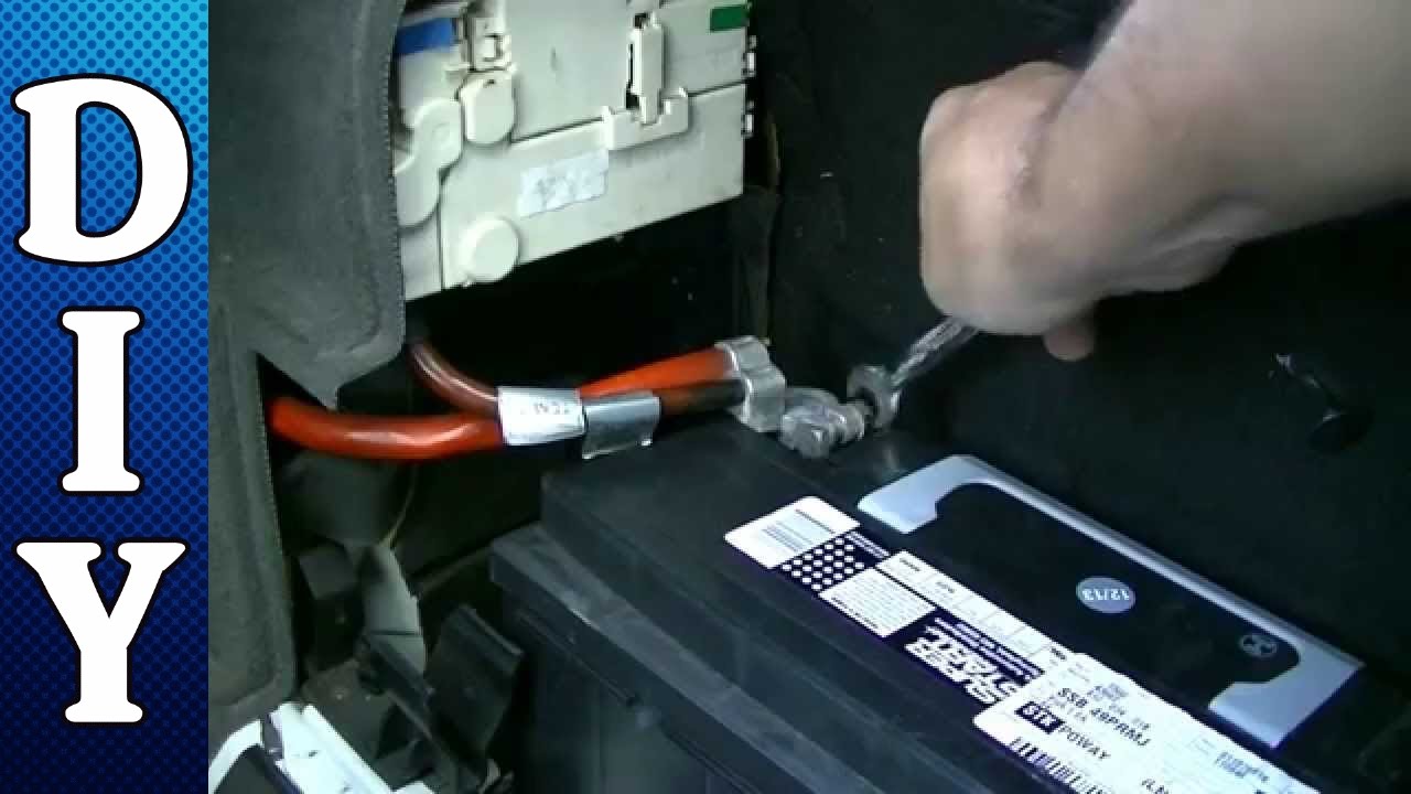 06 bmw 525i battery location