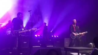 The Offspring - Come Out and Play (live at Riverside Auditorium, July 22, 2016)