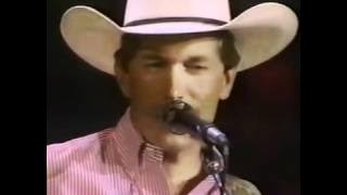George Strait - Love Without End, Amen - Live From Tucson