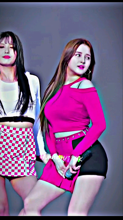 Nancy Momoland Hot as Fire 🔥 | Korea Queen status #nancy #shortsfeed #bts