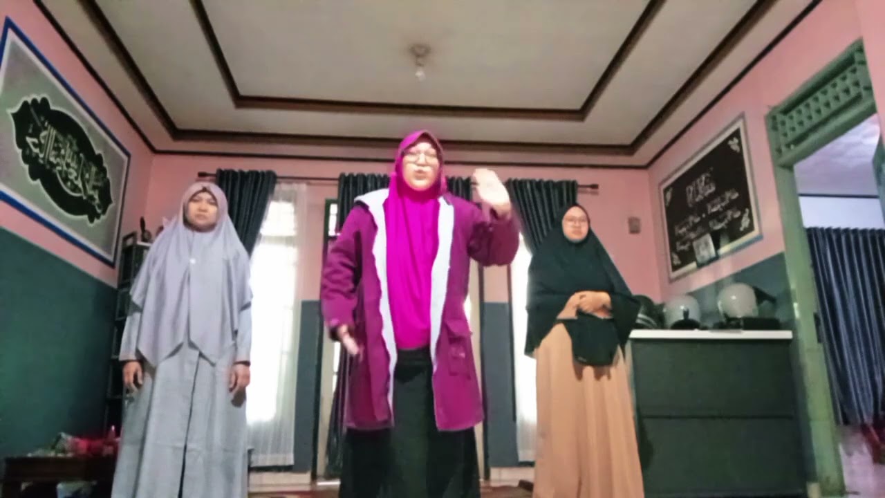 Latihan lomba Puitisasi IKRAR TKQ dan Al-Qur'an (surat Al-Ikhlas)