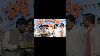 పవన్ కల్యాణ్  ఎంతకి అమ్ముడు అయ్యాడు? #janasenaparty #tdp #ysrcp #roja
