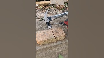 Magnetic claw hammer A claw hammer that does not require holding nails  #Claw hammer #shortsfeed