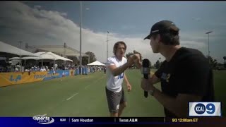 Jerry O'Connell visits Chargers training camp